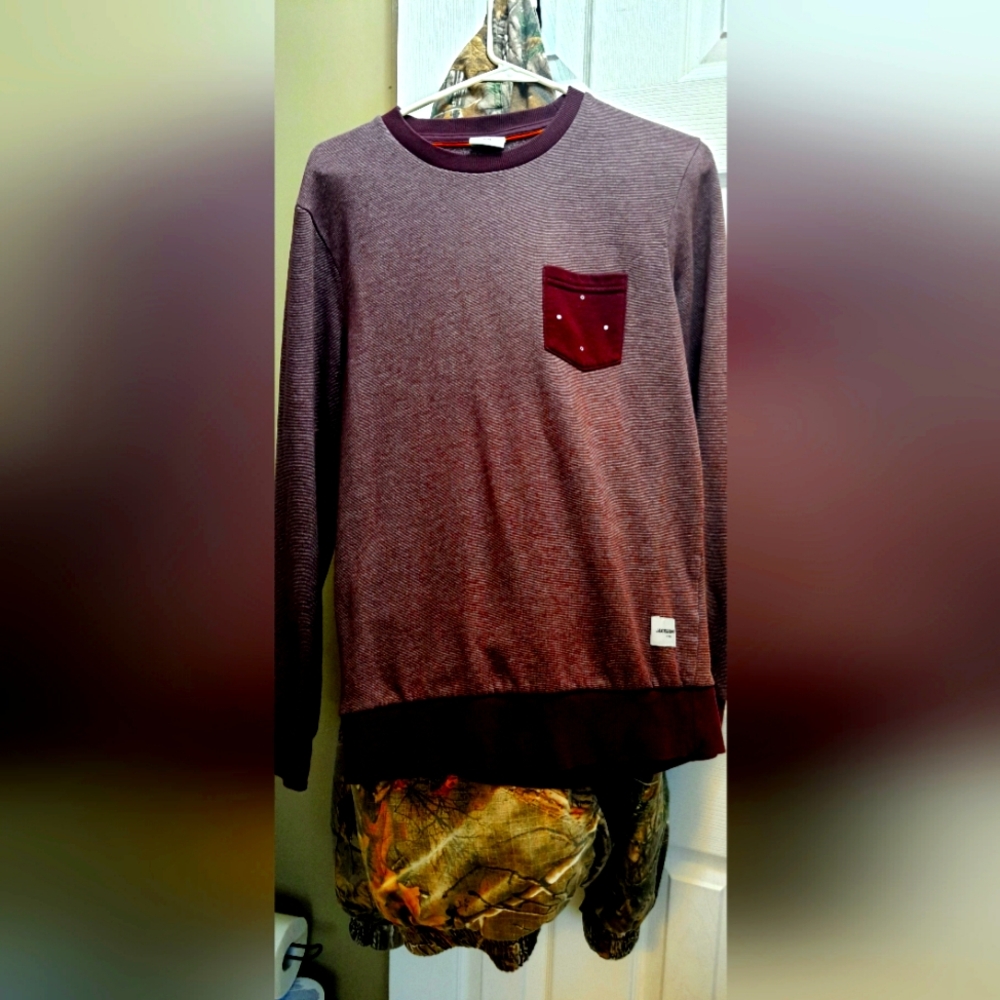 Jack and Jones Stylish Burgundy Sweater with Pocket Detail